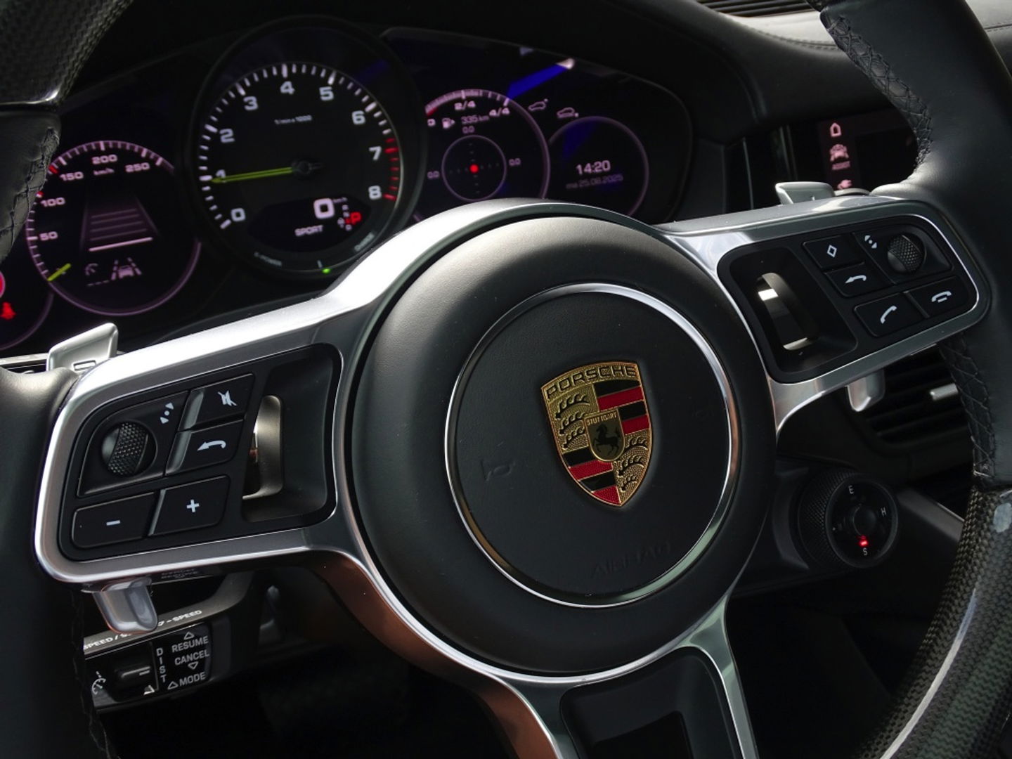 Porsche Cayenne Coupé 3.0 E-hybrid 462PK / Carbon / SportDesign / Nachtzicht / 360°