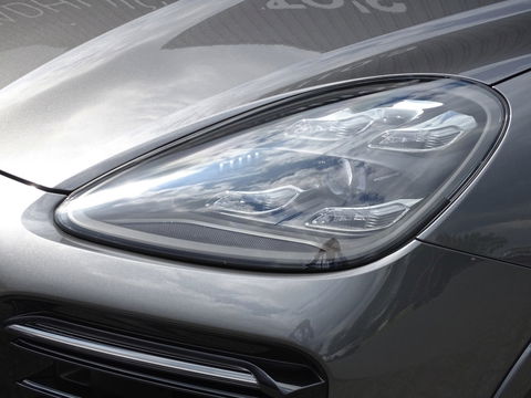 Porsche Cayenne Coupé 3.0 E-hybrid 462PK / Carbon / SportDesign / Nachtzicht / 360°