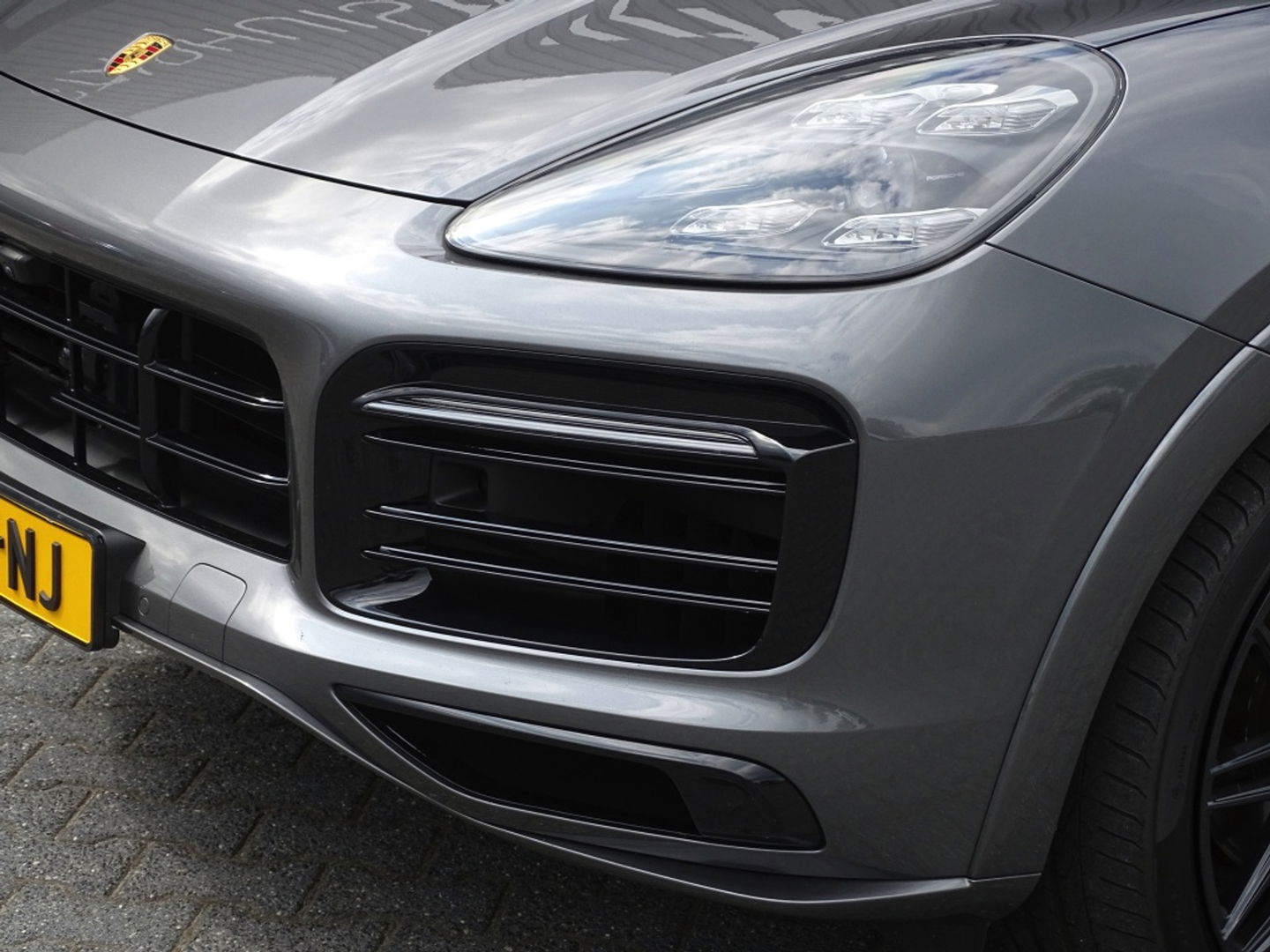 Porsche Cayenne Coupé 3.0 E-hybrid 462PK / Carbon / SportDesign / Nachtzicht / 360°