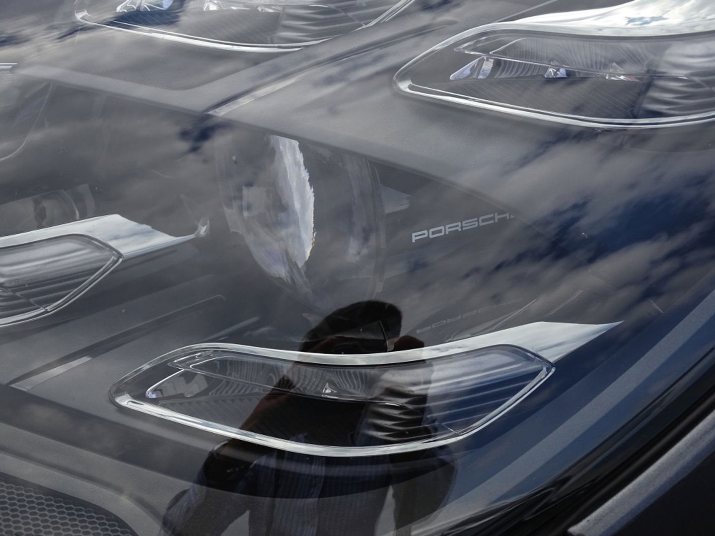Porsche Cayenne Coupé 3.0 E-hybrid 462PK / Carbon / SportDesign / Nachtzicht / 360°