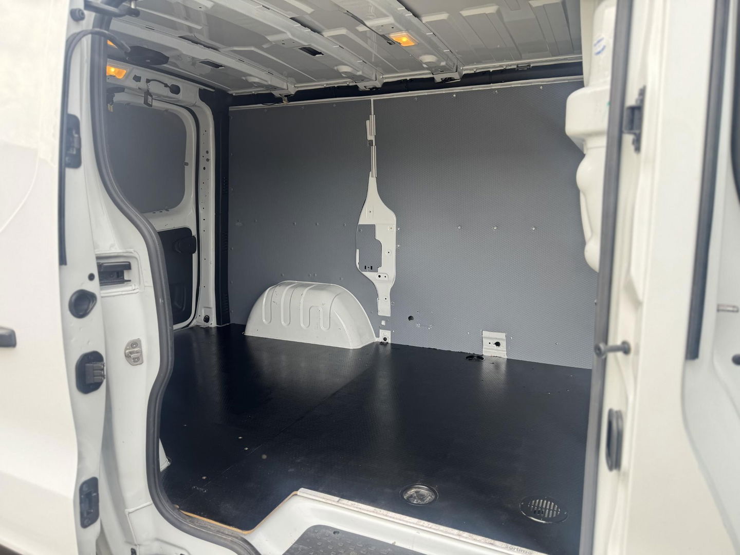 Opel Vivaro 1.6 CDTI L1H1 Edition EcoFlex AIRCO / CRUISE CONTROLE / TREKHAAK / 3 ZITS / N.A.P