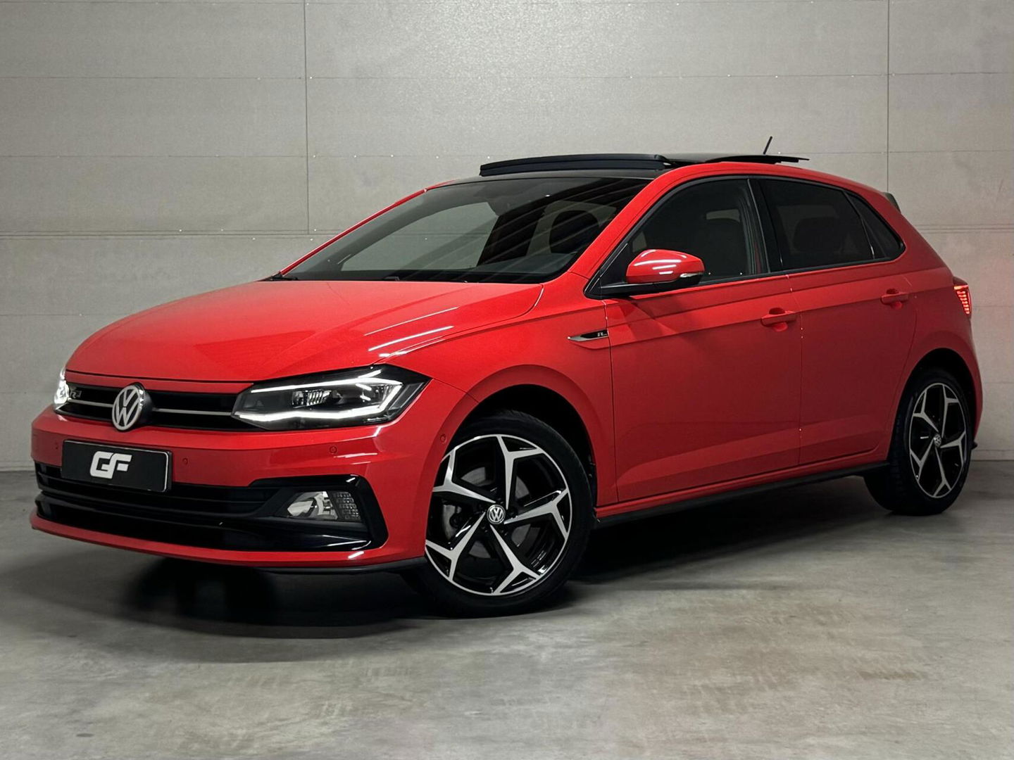 Volkswagen Polo 1.6 TDI 2x R-Line Pano Virtual Beats CarPlay NAP