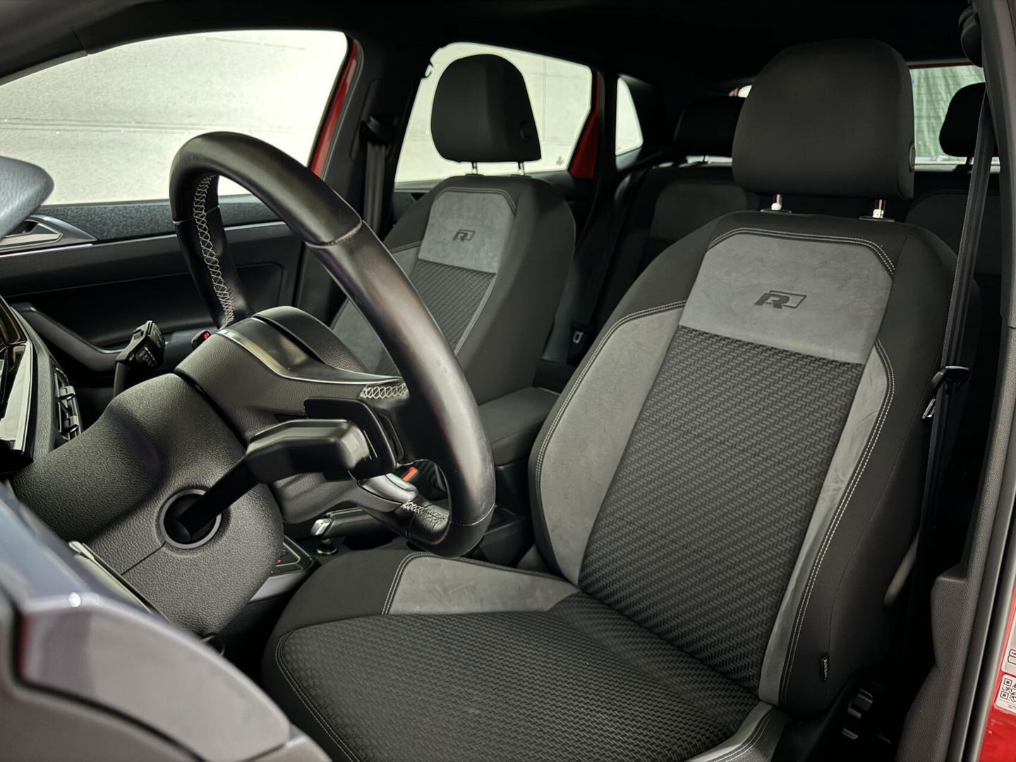 Volkswagen Polo 1.6 TDI 2x R-Line Pano Virtual Beats CarPlay NAP
