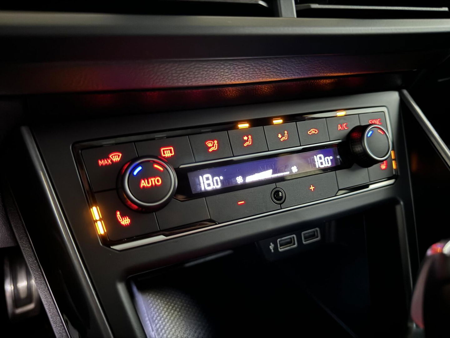 Volkswagen Polo 1.6 TDI 2x R-Line Pano Virtual Beats CarPlay NAP
