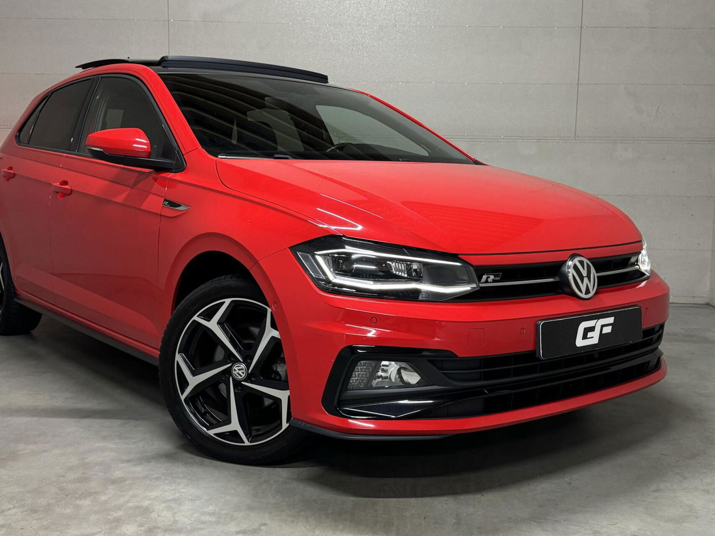 Volkswagen Polo 1.6 TDI 2x R-Line Pano Virtual Beats CarPlay NAP