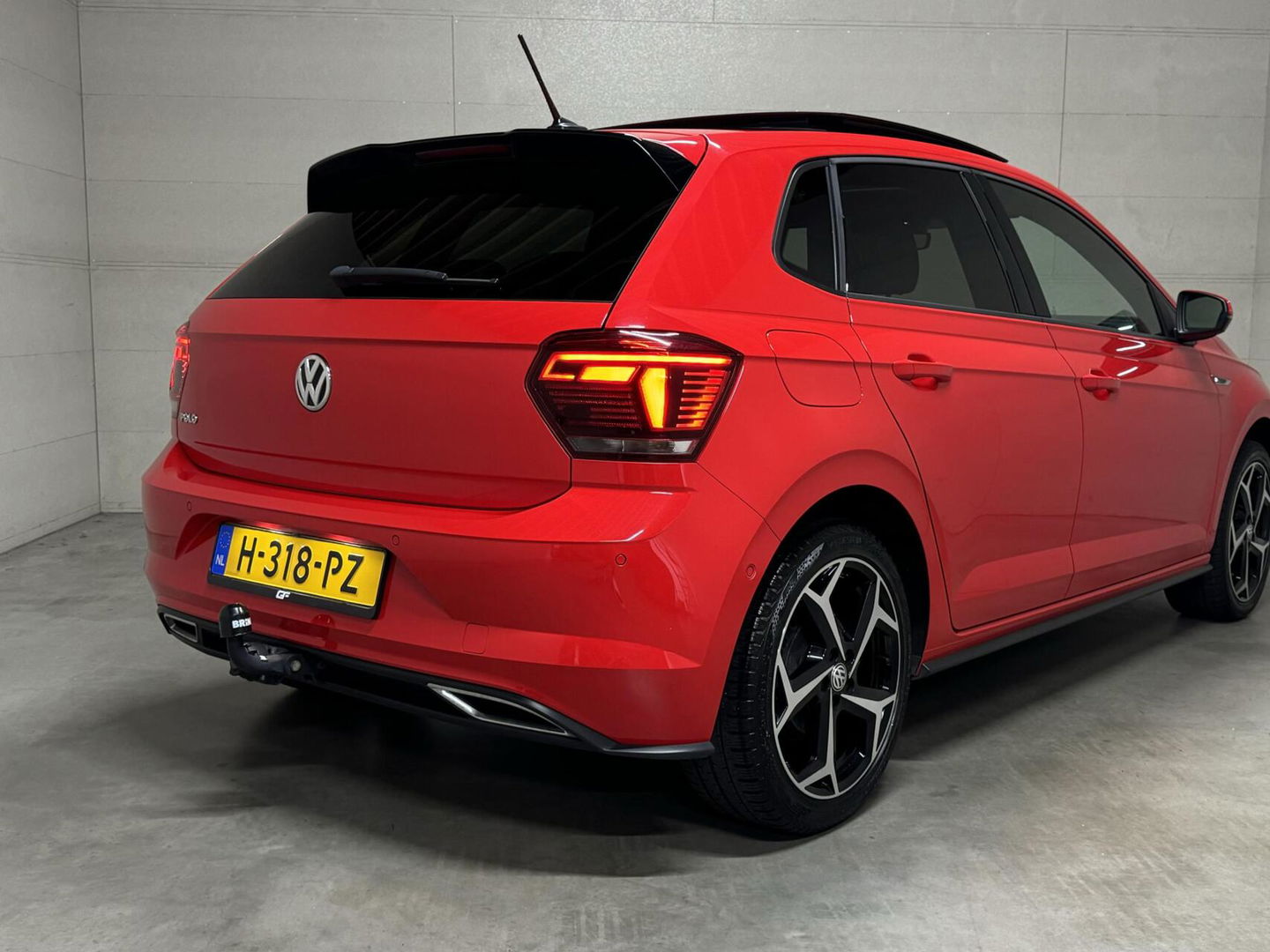 Volkswagen Polo 1.6 TDI 2x R-Line Pano Virtual Beats CarPlay NAP