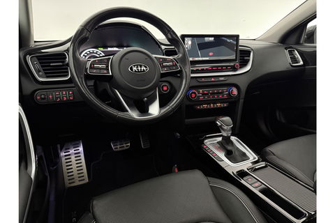 Kia Xceed 1.6 GDi PHEV ExecutiveLine Pano ACC LED Camera Carplay Clima Leder Trekhaak Virtual Navi PDC 18"LMV