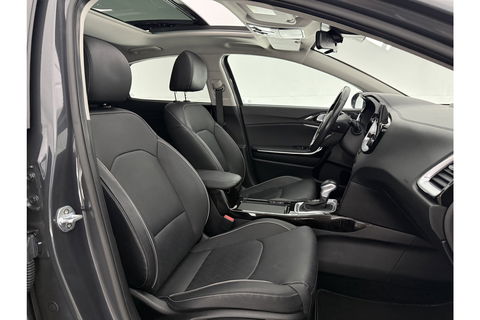 Kia Xceed 1.6 GDi PHEV ExecutiveLine Pano ACC LED Camera Carplay Clima Leder Trekhaak Virtual Navi PDC 18"LMV