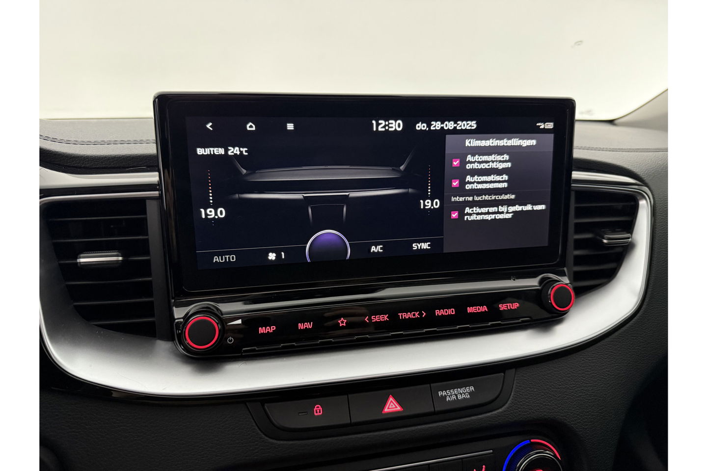 Kia Xceed 1.6 GDi PHEV ExecutiveLine Pano ACC LED Camera Carplay Clima Leder Trekhaak Virtual Navi PDC 18"LMV
