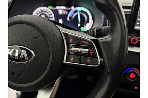 Kia Xceed 1.6 GDi PHEV ExecutiveLine Pano ACC LED Camera Carplay Clima Leder Trekhaak Virtual Navi PDC 18"LMV