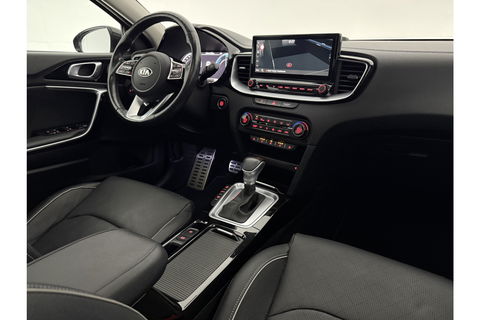 Kia Xceed 1.6 GDi PHEV ExecutiveLine Pano ACC LED Camera Carplay Clima Leder Trekhaak Virtual Navi PDC 18"LMV
