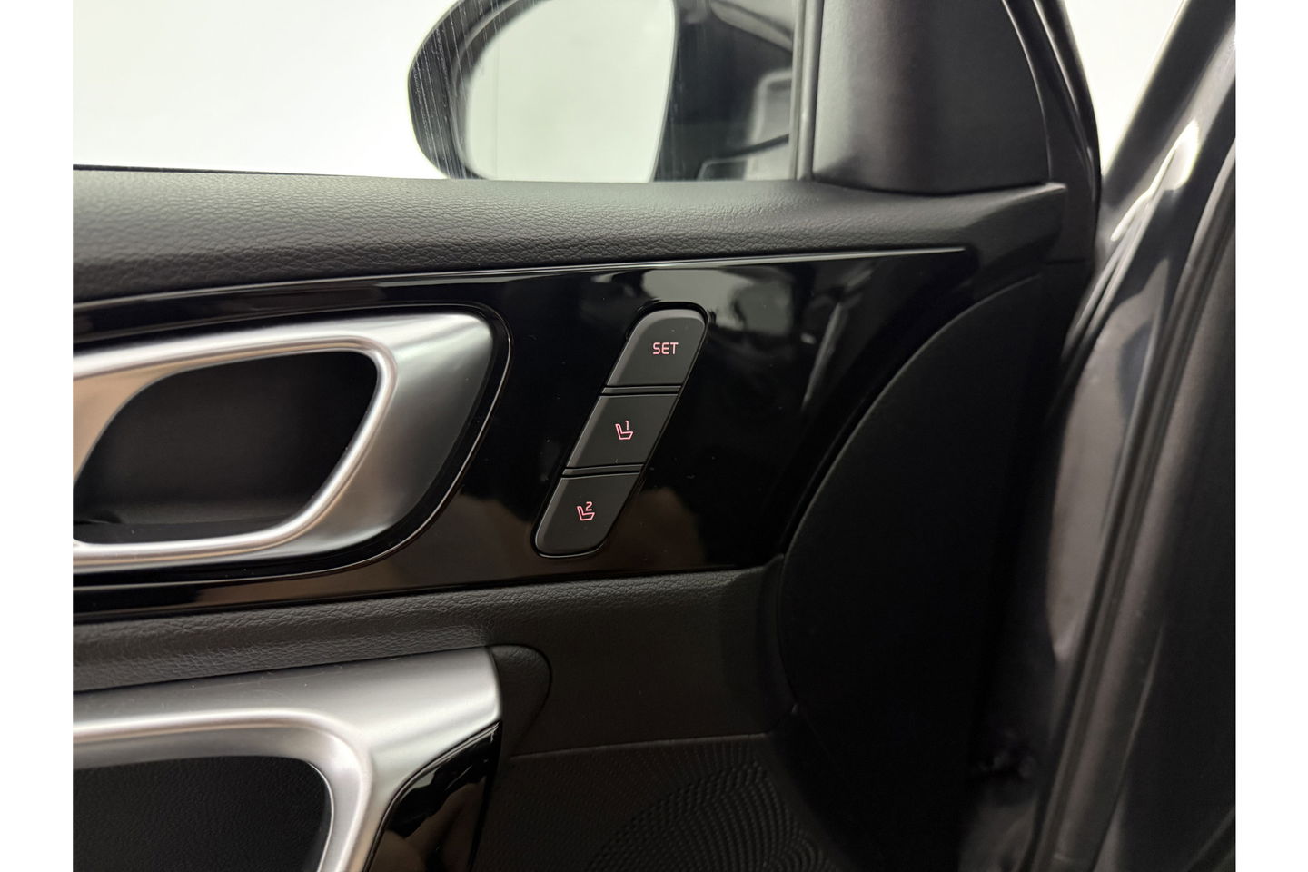 Kia Xceed 1.6 GDi PHEV ExecutiveLine Pano ACC LED Camera Carplay Clima Leder Trekhaak Virtual Navi PDC 18"LMV