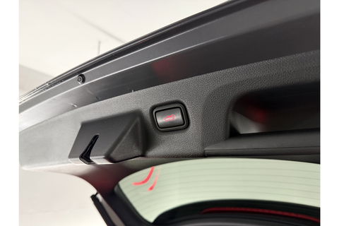 Kia Xceed 1.6 GDi PHEV ExecutiveLine Pano ACC LED Camera Carplay Clima Leder Trekhaak Virtual Navi PDC 18"LMV
