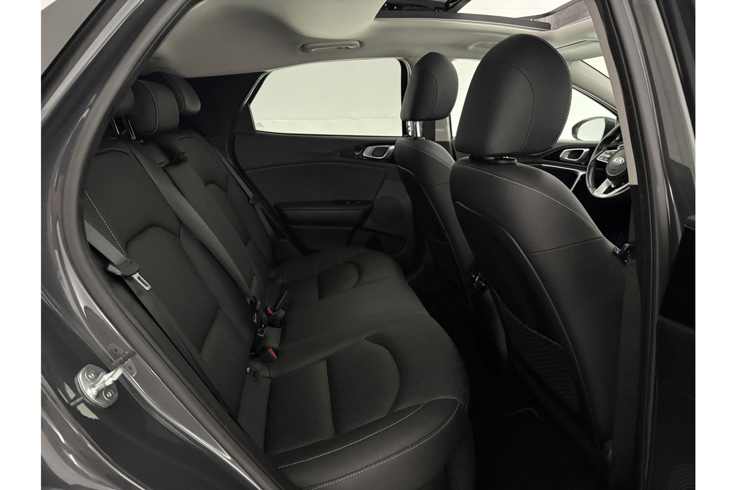 Kia Xceed 1.6 GDi PHEV ExecutiveLine Pano ACC LED Camera Carplay Clima Leder Trekhaak Virtual Navi PDC 18"LMV
