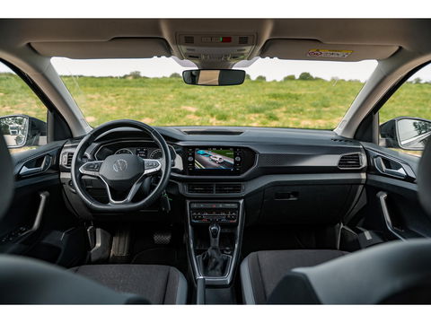 Volkswagen T-Cross 1.5 TSI DSG Style | TREKHAAK | CLIMA | APPLE CAR PLAY