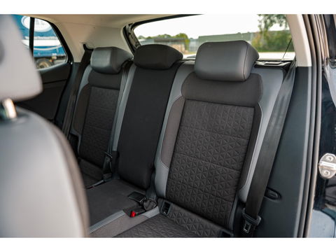 Volkswagen T-Cross 1.5 TSI DSG Style | TREKHAAK | CLIMA | APPLE CAR PLAY