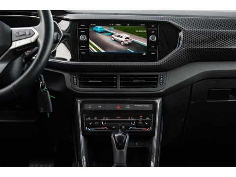 Volkswagen T-Cross 1.5 TSI DSG Style | TREKHAAK | CLIMA | APPLE CAR PLAY