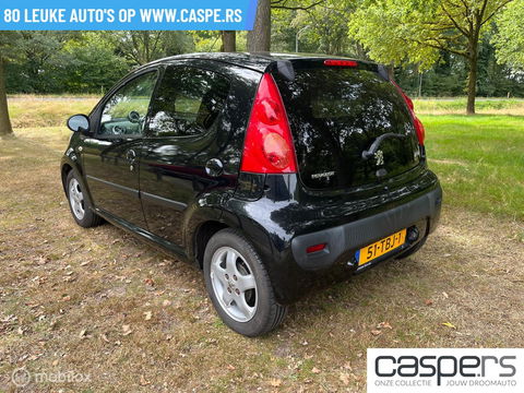 Peugeot 107 1.0-12V Black & Silver