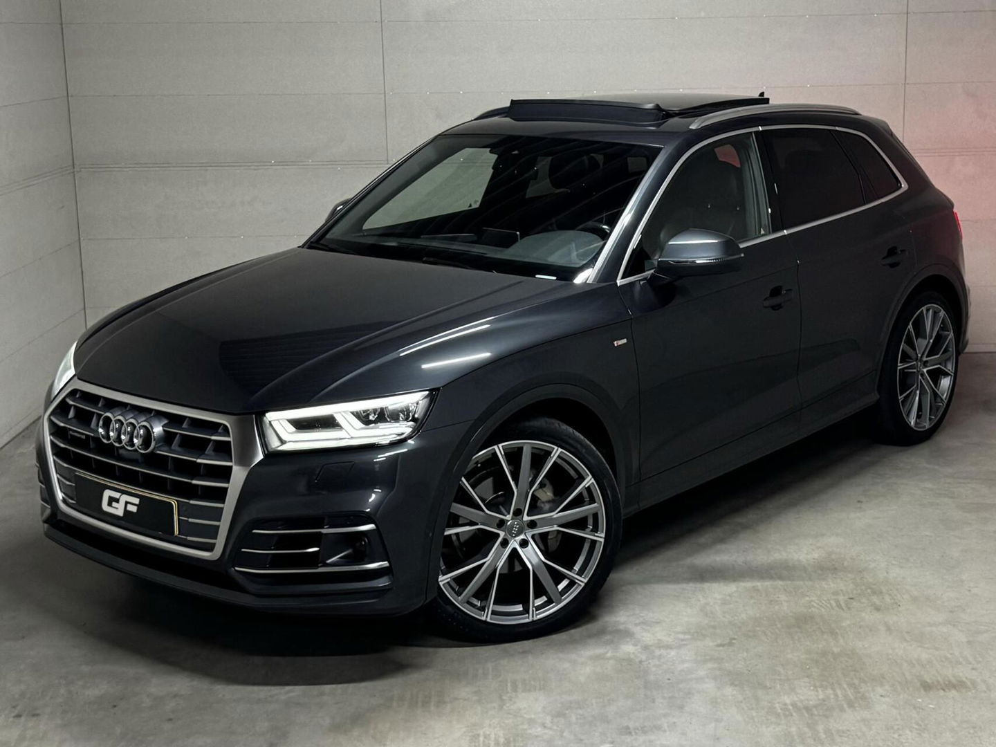 Audi Q5 2.0 TFSI Quattro S-Line Pano RS-Seats Luchtv. B&O 360° Trekh.