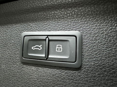 Audi Q5 2.0 TFSI Quattro S-Line Pano RS-Seats Luchtv. B&O 360° Trekh.