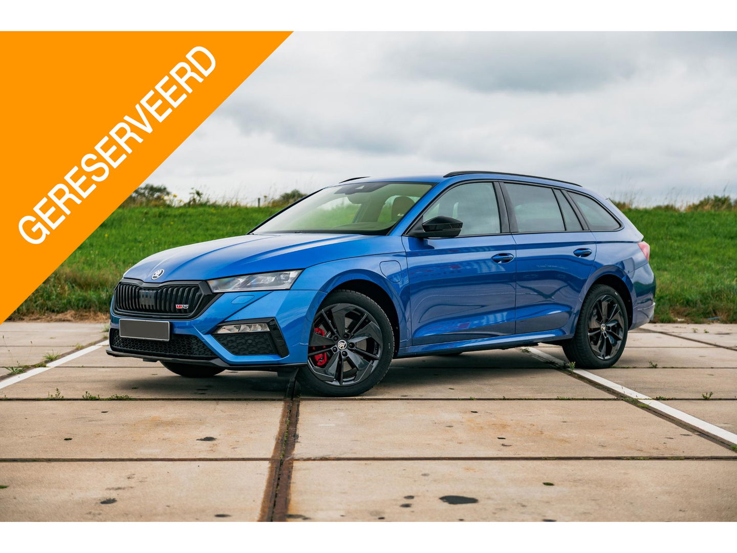 Škoda Octavia Combi 1.4 TSI RS iV PHEV | TREKHAAK | COMFORT SPORT STOELEN | ALCANTARA