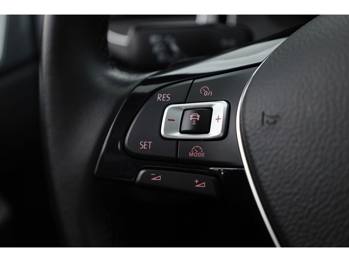 Volkswagen Polo 1.0 TSI DSG | Navi | Adapt. Cruise | Stoelverw. | All Seasons | Clima | PDC