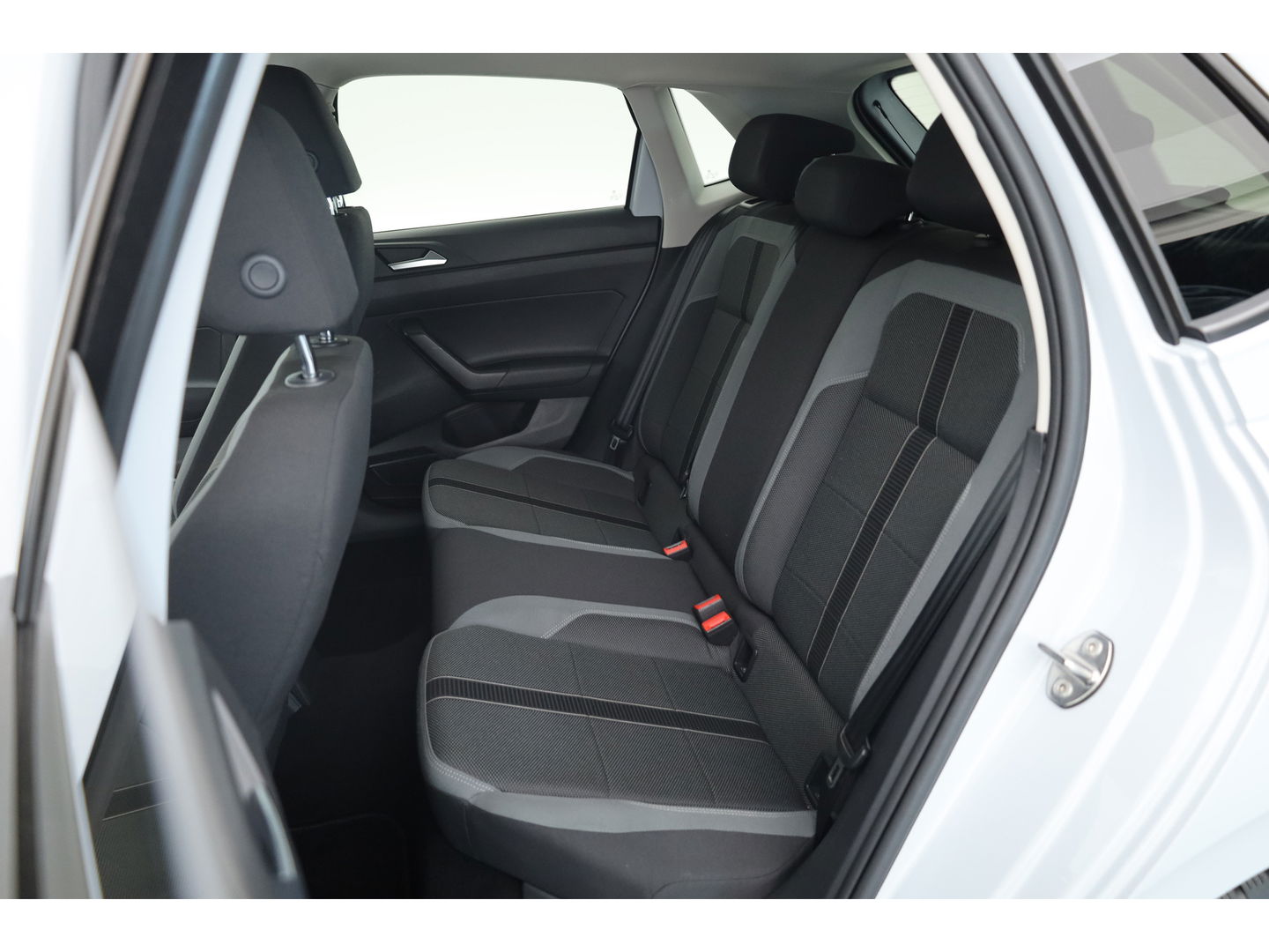 Volkswagen Polo 1.0 TSI DSG | Navi | Adapt. Cruise | Stoelverw. | All Seasons | Clima | PDC