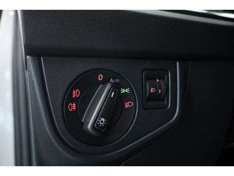 Volkswagen Polo 1.0 TSI DSG | Navi | Adapt. Cruise | Stoelverw. | All Seasons | Clima | PDC