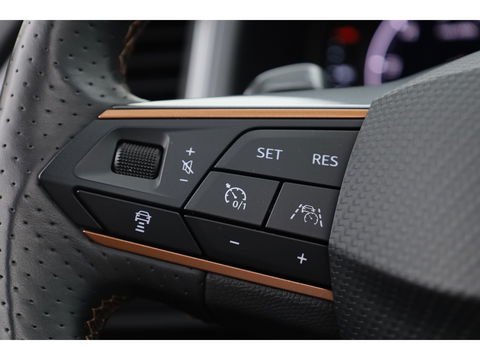 CUPRA Ateca 2.0 TSI 4DRIVE 300pk | Pano | Brembo | 360cam | Beats | Adapt. Cruise  | Apple CarPlay | KW Schroefset