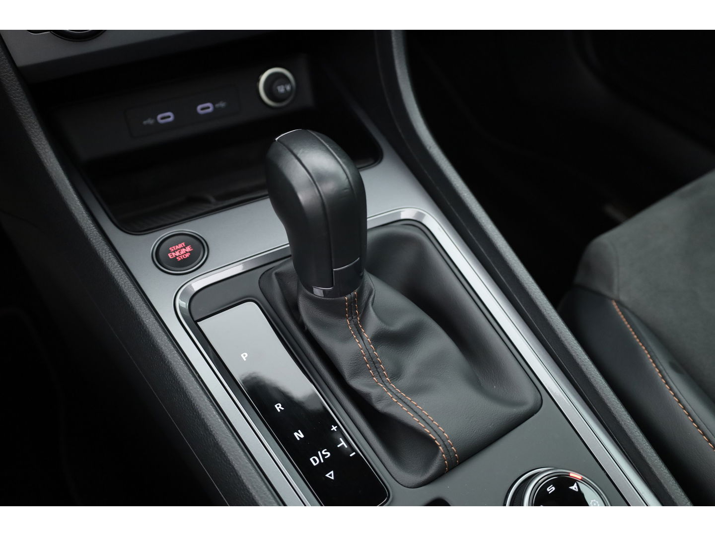 CUPRA Ateca 2.0 TSI 4DRIVE 300pk | Pano | Brembo | 360cam | Beats | Adapt. Cruise  | Apple CarPlay | KW Schroefset