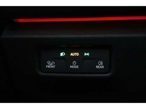 Volkswagen Tiguan 1.5 eHybrid R-Line Black Style 272pk | Pano | 360cam | Elek. Trekhaak | Massage | Stoel- Stuurverw. | Adapt. Cruise