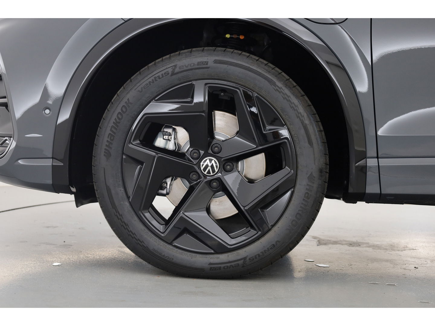 Volkswagen Tiguan 1.5 eHybrid R-Line Black Style 272pk | Pano | 360cam | Elek. Trekhaak | Massage | Stoel- Stuurverw. | Adapt. Cruise