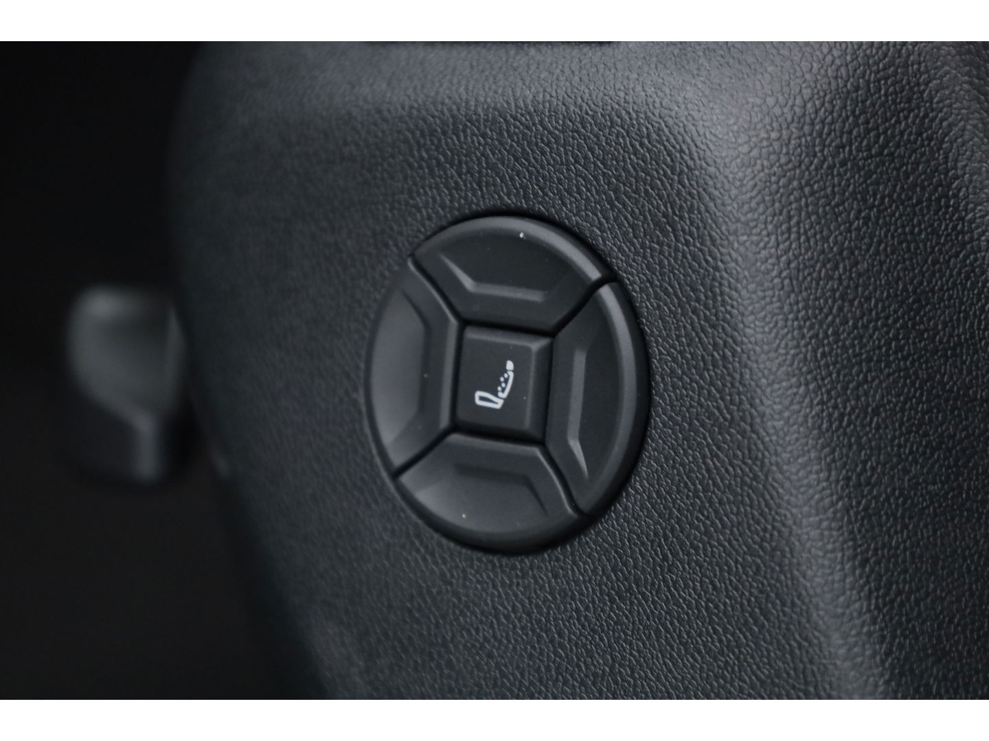 Volkswagen Tiguan 1.5 eHybrid R-Line Black Style 272pk | Pano | 360cam | Elek. Trekhaak | Massage | Stoel- Stuurverw. | Adapt. Cruise