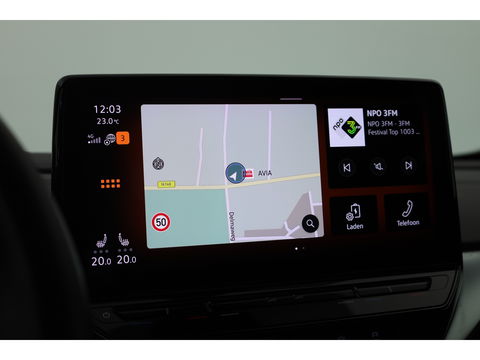 Volkswagen ID.4 Max 77 kWh | Pano | IQ. Light | HUD | Adapt. Cruise | Trekhaak | Dodehoek.