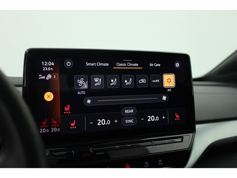 Volkswagen ID.4 Max 77 kWh | Pano | IQ. Light | HUD | Adapt. Cruise | Trekhaak | Dodehoek.