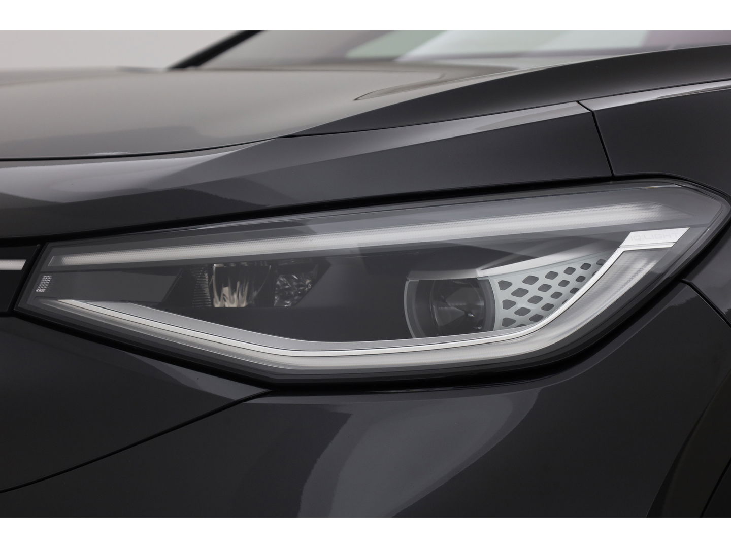 Volkswagen ID.4 Max 77 kWh | Pano | IQ. Light | HUD | Adapt. Cruise | Trekhaak | Dodehoek.
