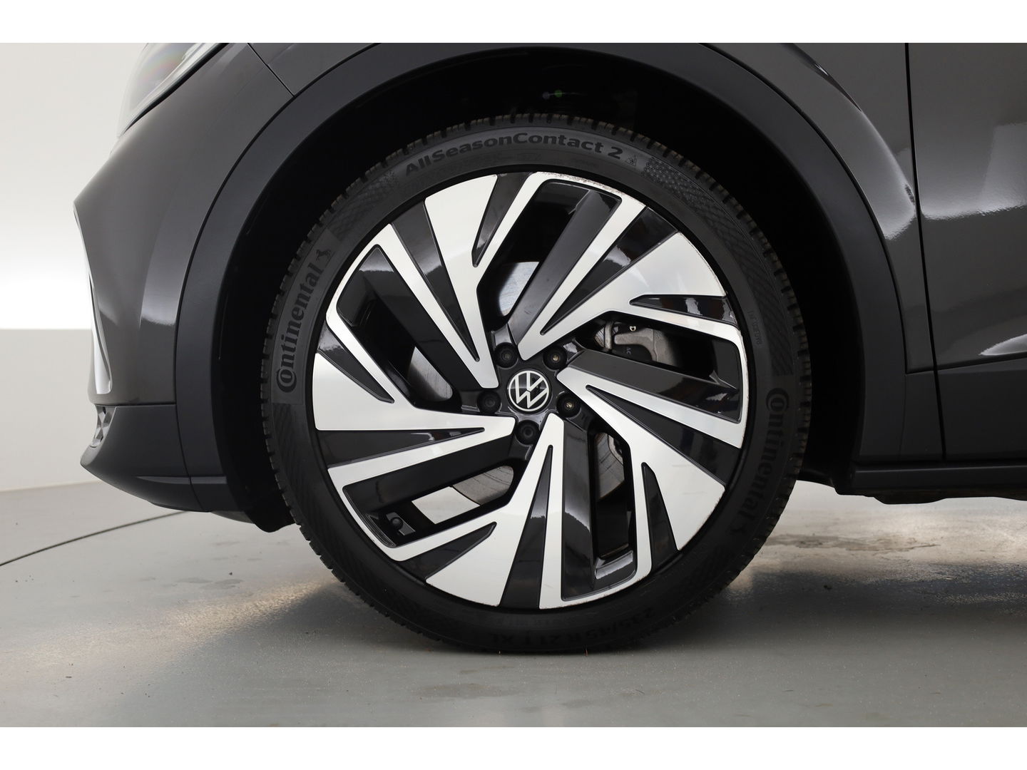 Volkswagen ID.4 Max 77 kWh | Pano | IQ. Light | HUD | Adapt. Cruise | Trekhaak | Dodehoek.