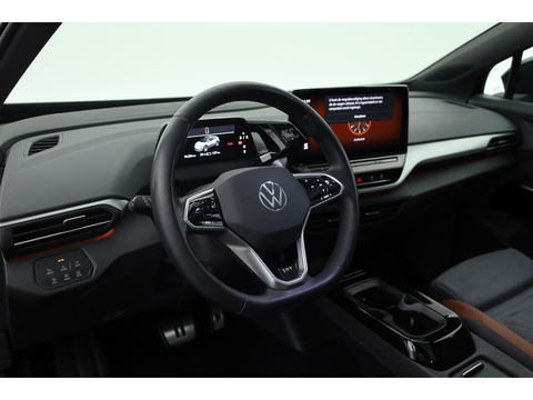 Volkswagen ID.4 Max 77 kWh | Pano | IQ. Light | HUD | Adapt. Cruise | Trekhaak | Dodehoek.
