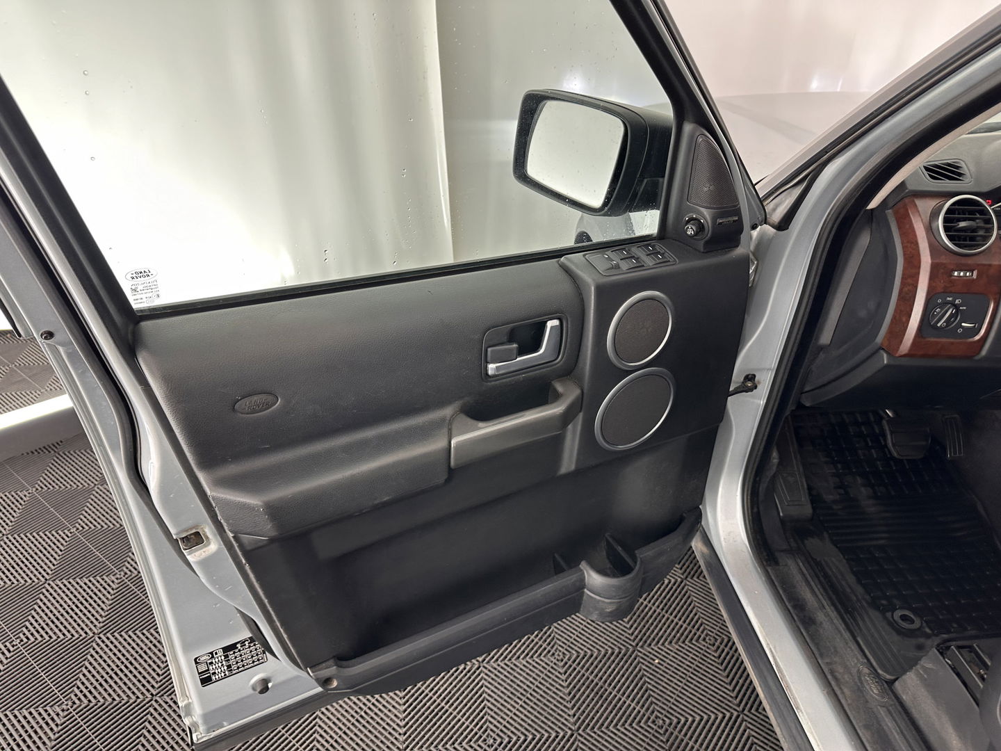 Land Rover Discovery 3 *MOTOR-DEFECT* Aut. *PANO | FULL-LEATHER | XENON | HARMAN/KARDON | MEMORY-PACK | AIR-SUPENSION | NAVI-FULLMAP | 19''ALU | ECC | PDC | CRUISE | TOWBAR*