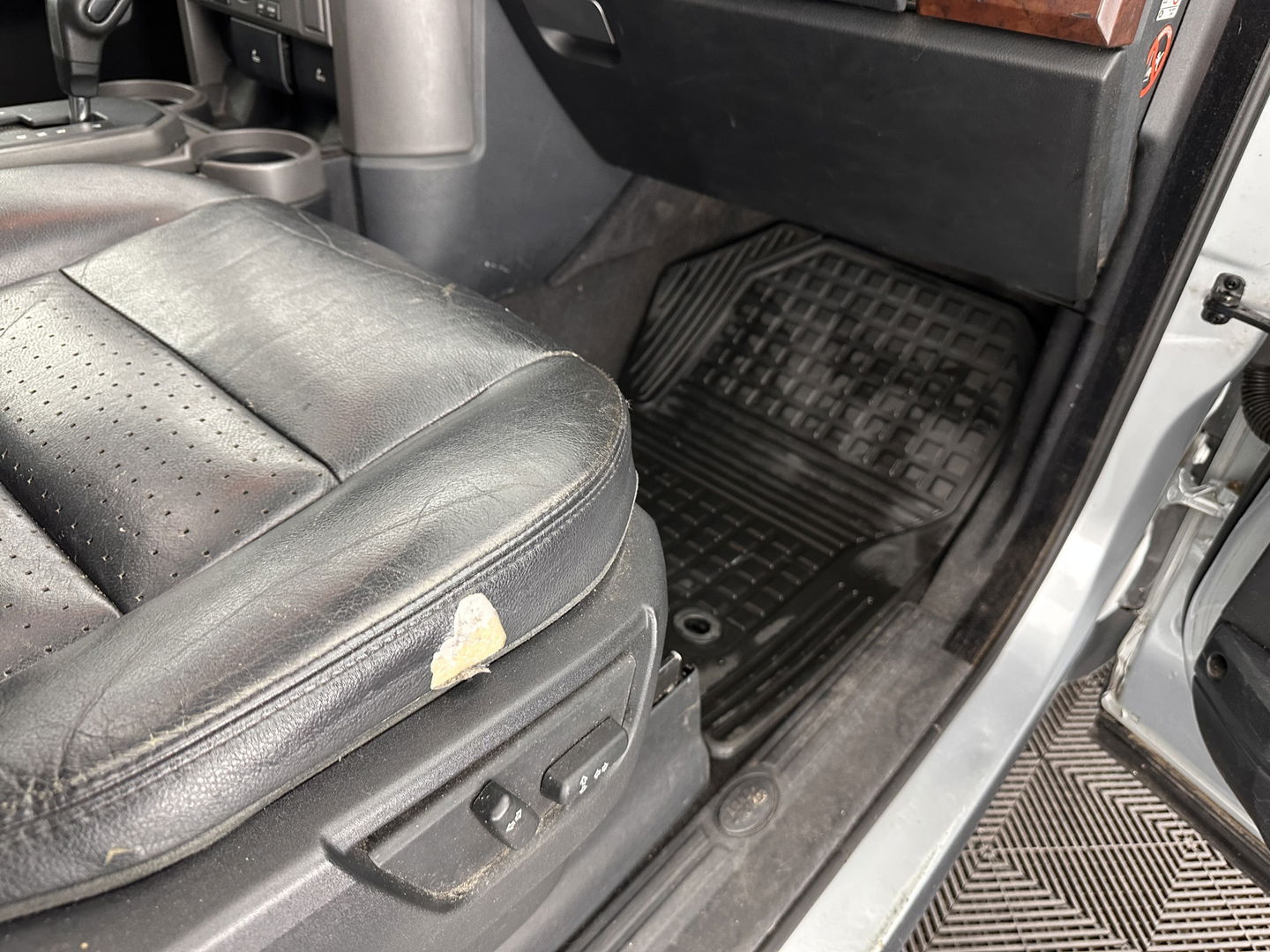 Land Rover Discovery 3 *MOTOR-DEFECT* Aut. *PANO | FULL-LEATHER | XENON | HARMAN/KARDON | MEMORY-PACK | AIR-SUPENSION | NAVI-FULLMAP | 19''ALU | ECC | PDC | CRUISE | TOWBAR*