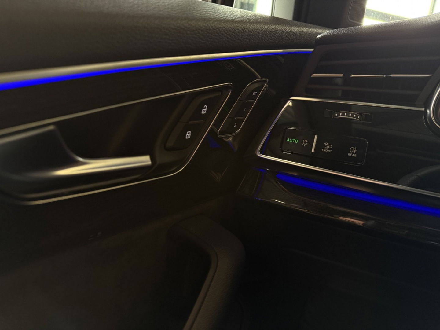 Audi Q7 60 TFSIe Competition 462PK / B&O / Laser / Nachtzicht / Massage