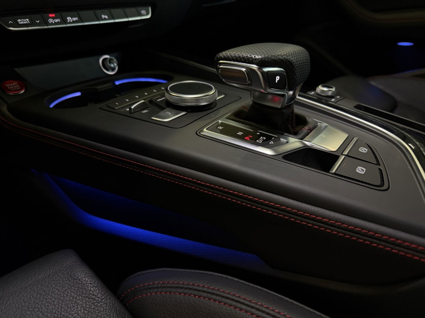 Audi A4 Avant 40 TFSI 191PK / S-line / LED / S Edit. / LED *NAP*