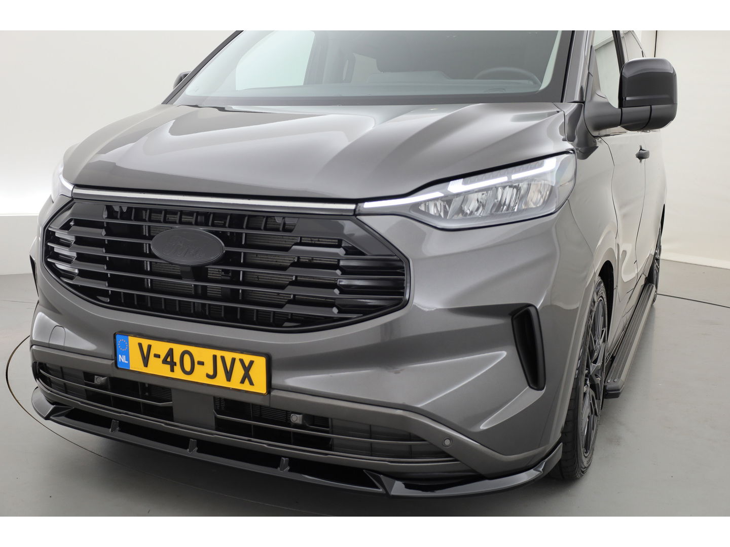 Ford Transit Custom 320 2.0 TDCI L2H1 BLACK EDITION | Dubb.Cab. | Automaat | | Adapt. Cruise | Navi | Clima | Dakdragers | NIEUW MODEL!!