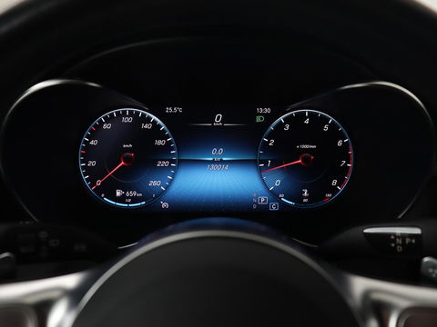 Mercedes-Benz C-Klasse 160 AMG Limited | Stoelverwarming | Leder/Alcantara | Digital Cockpit | Camera | Navigatie | Full LED | Park Assist