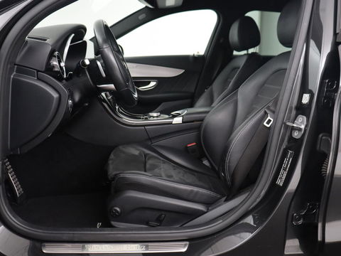 Mercedes-Benz C-Klasse 160 AMG Limited | Stoelverwarming | Leder/Alcantara | Digital Cockpit | Camera | Navigatie | Full LED | Park Assist