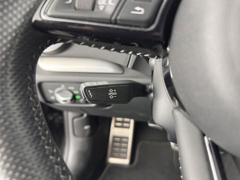 Audi A3 Limousine 35 TFSI CoD Advance Sport S-Line-Sportpack (INCL-BTW) Aut.*DIGI-COCKPIT | LEATHER-FABRIC | FULL-LED | HEATED-SPORTSEATS | AUDI-SOUND | DAB+ | NAVI-FULLMAP | ECC | PRIVACY-GLASS | PDC | CRUISE | 18''ALU*