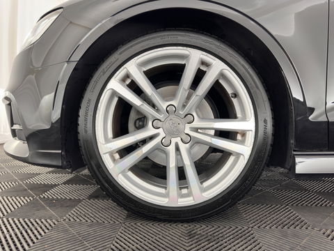 Audi A3 Limousine 35 TFSI CoD Advance Sport S-Line-Sportpack (INCL-BTW) Aut.*DIGI-COCKPIT | LEATHER-FABRIC | FULL-LED | HEATED-SPORTSEATS | AUDI-SOUND | DAB+ | NAVI-FULLMAP | ECC | PRIVACY-GLASS | PDC | CRUISE | 18''ALU*