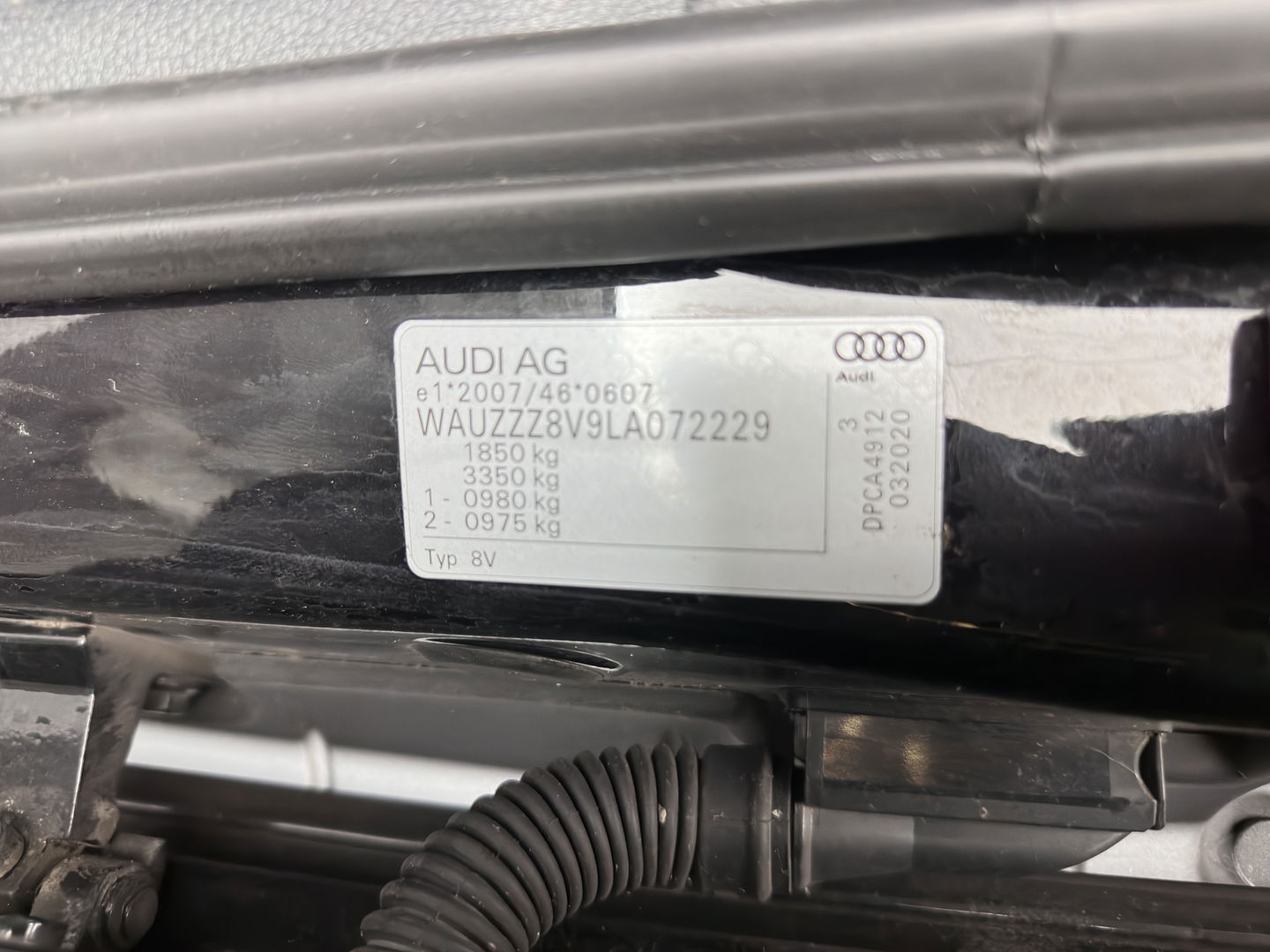 Audi A3 Limousine 35 TFSI CoD Advance Sport S-Line-Sportpack (INCL-BTW) Aut.*DIGI-COCKPIT | LEATHER-FABRIC | FULL-LED | HEATED-SPORTSEATS | AUDI-SOUND | DAB+ | NAVI-FULLMAP | ECC | PRIVACY-GLASS | PDC | CRUISE | 18''ALU*