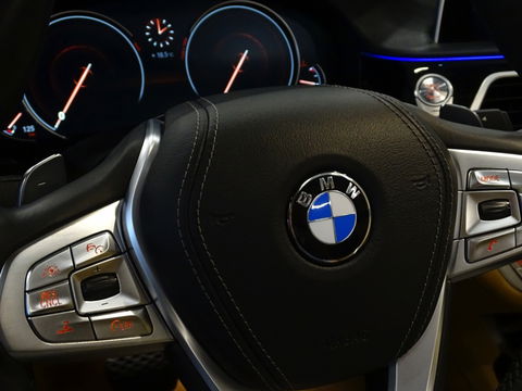 BMW 7 Serie 750i V8 TwinTurbo 449PK / M- Individual / B&W
