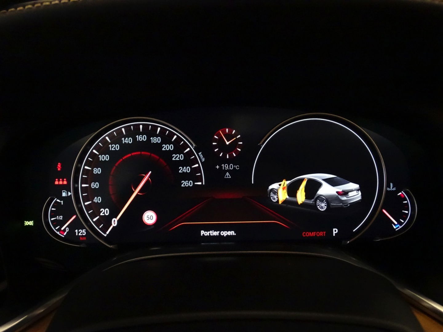 BMW 7 Serie 750i V8 TwinTurbo 449PK / M- Individual / B&W